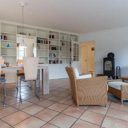 펜션 Nordlicht Reetdachhaus Nordlicht Lee *