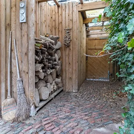 Nordlicht Reetdachhaus Nordlicht Lee Semesterbostad Böhl
